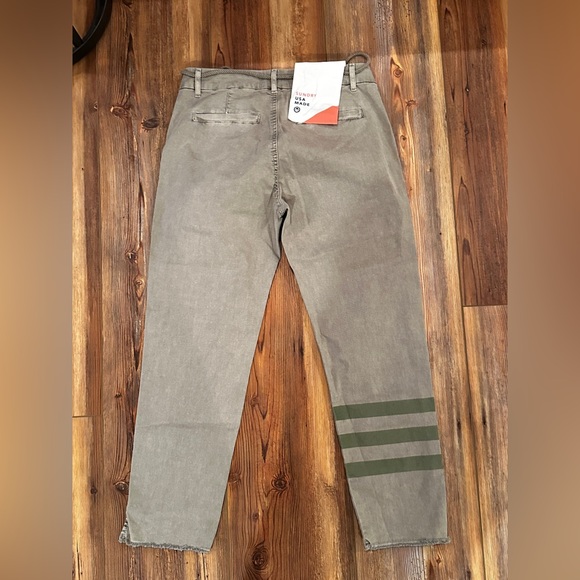 Sundry LA FETA painted stripe pants. Agave/green. Size 27 - Picture 3 of 5